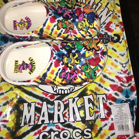 lebron crocs